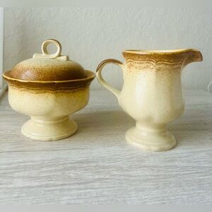 Mikasa Whole Wheat E8000 Sugar Bowl and Matching Creamer No chips